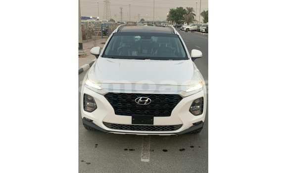 Acheter Import Voiture Hyundai Santa Fe Blanc à Import - Dubai, A'ana Acheter Import Voiture Hyundai Santa Fe Blanc à Import - Dubai, A'ana