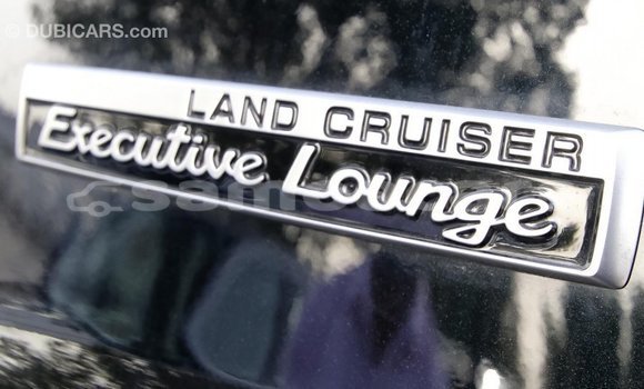 Acheter Import Voiture Toyota Land Cruiser Autre à Import - Dubai, A'ana Acheter Import Voiture Toyota Land Cruiser Autre à Import - Dubai, A'ana