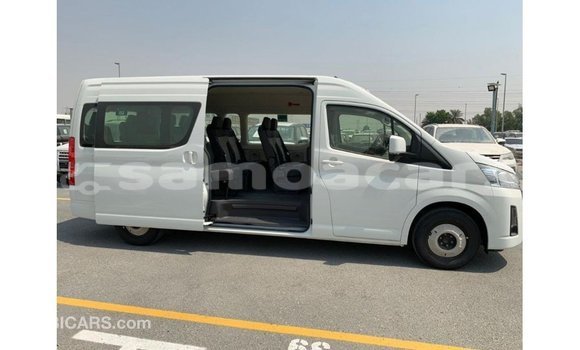 Acheter Import Voiture Toyota Hiace Blanc à Import - Dubai, A'ana Acheter Import Voiture Toyota Hiace Blanc à Import - Dubai, A'ana