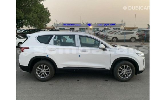 Acheter Import Voiture Hyundai Santa Fe Blanc à Import - Dubai, A'ana Acheter Import Voiture Hyundai Santa Fe Blanc à Import - Dubai, A'ana