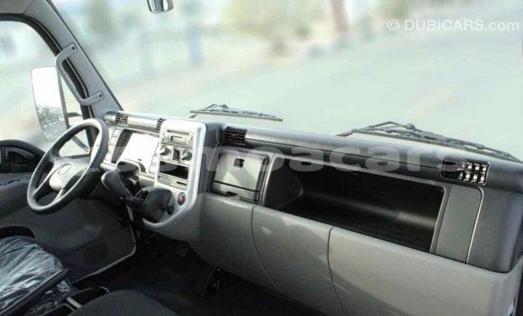 Acheter Import Voiture Mitsubishi i Blanc à Import - Dubai, A'ana Acheter Import Voiture Mitsubishi i Blanc à Import - Dubai, A'ana