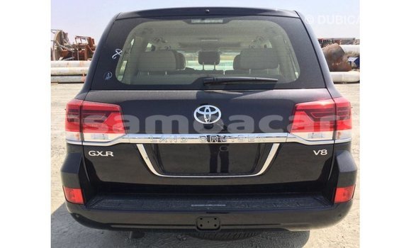 Acheter Import Voiture Toyota Land Cruiser Noir à Import - Dubai, A'ana Acheter Import Voiture Toyota Land Cruiser Noir à Import - Dubai, A'ana