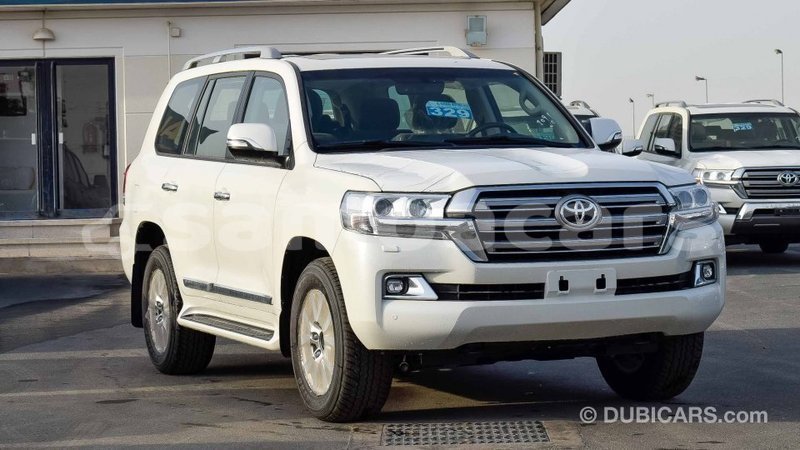 Big with watermark toyota land cruiser a'ana import dubai 3031