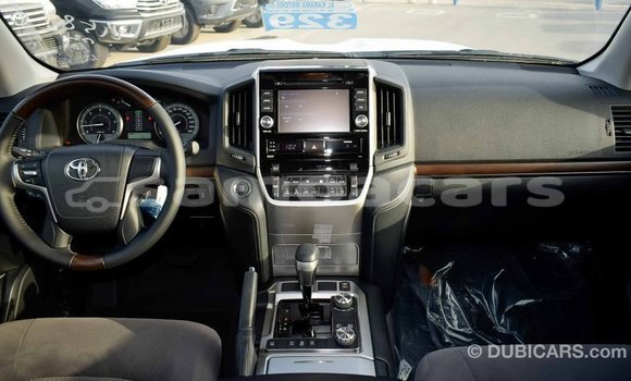 Buy Import Toyota Land Cruiser Black Car in Import - Dubai in A'ana Buy Import Toyota Land Cruiser Black Car in Import - Dubai in A'ana