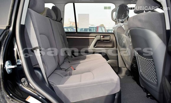 Buy Import Toyota Land Cruiser Black Car in Import - Dubai in A'ana Buy Import Toyota Land Cruiser Black Car in Import - Dubai in A'ana