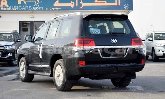Buy Import Toyota Land Cruiser Black Car in Import - Dubai in A'ana Buy Import Toyota Land Cruiser Black Car in Import - Dubai in A'ana