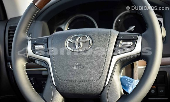 Buy Import Toyota Land Cruiser Black Car in Import - Dubai in A'ana Buy Import Toyota Land Cruiser Black Car in Import - Dubai in A'ana