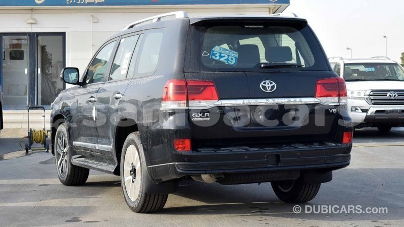 Big with watermark toyota land cruiser a'ana import dubai 3036