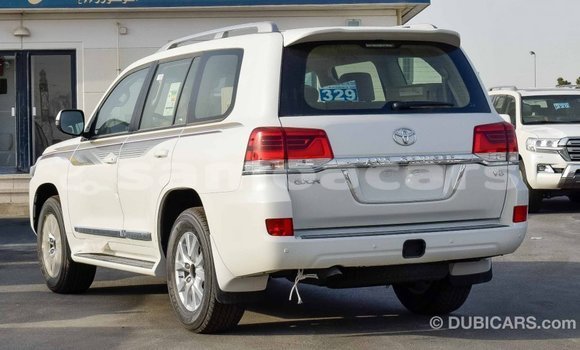 Buy Import Toyota Land Cruiser White Car in Import - Dubai in A'ana Buy Import Toyota Land Cruiser White Car in Import - Dubai in A'ana
