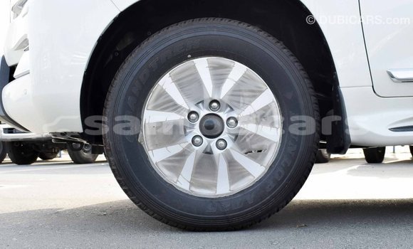Buy Import Toyota Land Cruiser White Car in Import - Dubai in A'ana Buy Import Toyota Land Cruiser White Car in Import - Dubai in A'ana