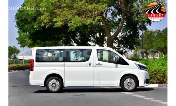 Buy Import Toyota Granvia White Car in Import - Dubai in A'ana Buy Import Toyota Granvia White Car in Import - Dubai in A'ana