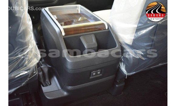 Buy Import Toyota Granvia White Car in Import - Dubai in A'ana Buy Import Toyota Granvia White Car in Import - Dubai in A'ana