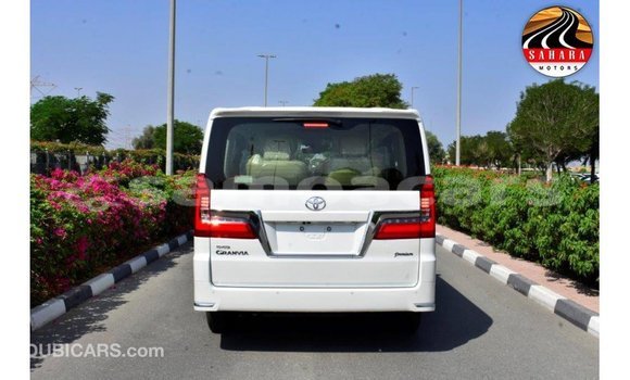 Buy Import Toyota Granvia White Car in Import - Dubai in A'ana Buy Import Toyota Granvia White Car in Import - Dubai in A'ana