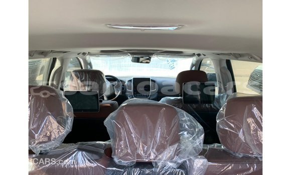 Buy Import Toyota Land Cruiser White Car in Import - Dubai in A'ana Buy Import Toyota Land Cruiser White Car in Import - Dubai in A'ana