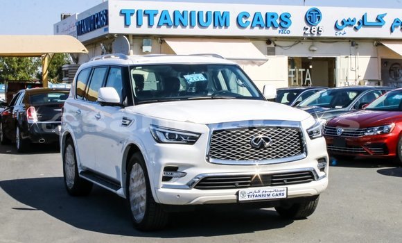 Acheter Import Voiture Infiniti Q Blanc à Import - Dubai, A'ana