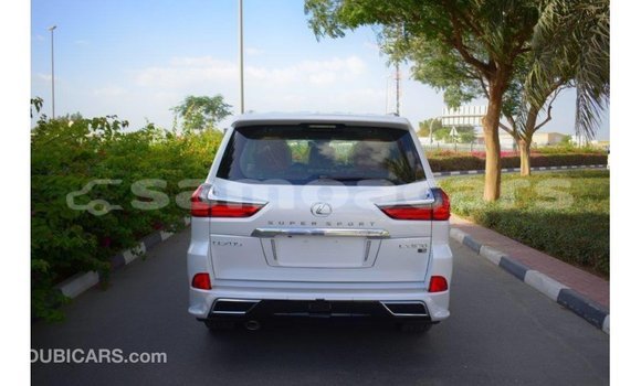 Buy Import Lexus LX White Car in Import - Dubai in A'ana Buy Import Lexus LX White Car in Import - Dubai in A'ana