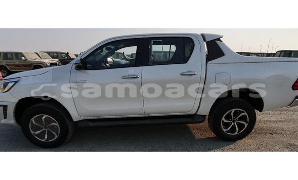 Buy Import Toyota Hilux White Car in Import - Dubai in A'ana Buy Import Toyota Hilux White Car in Import - Dubai in A'ana