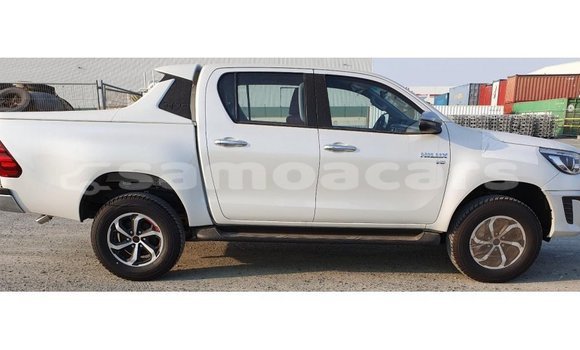 Buy Import Toyota Hilux White Car in Import - Dubai in A'ana Buy Import Toyota Hilux White Car in Import - Dubai in A'ana
