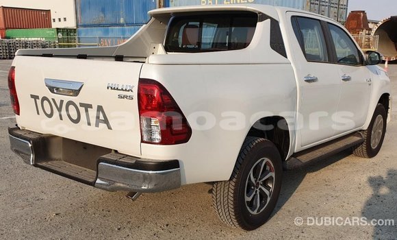 Buy Import Toyota Hilux White Car in Import - Dubai in A'ana Buy Import Toyota Hilux White Car in Import - Dubai in A'ana