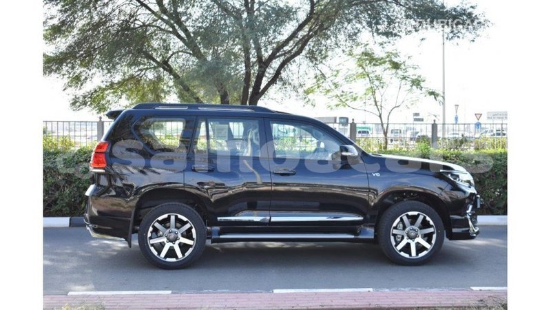 Big with watermark toyota prado a'ana import dubai 3074