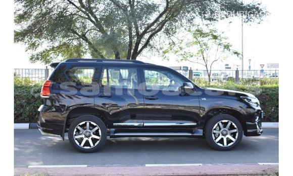 Buy Import Toyota Prado Black Car in Import - Dubai in A'ana Buy Import Toyota Prado Black Car in Import - Dubai in A'ana