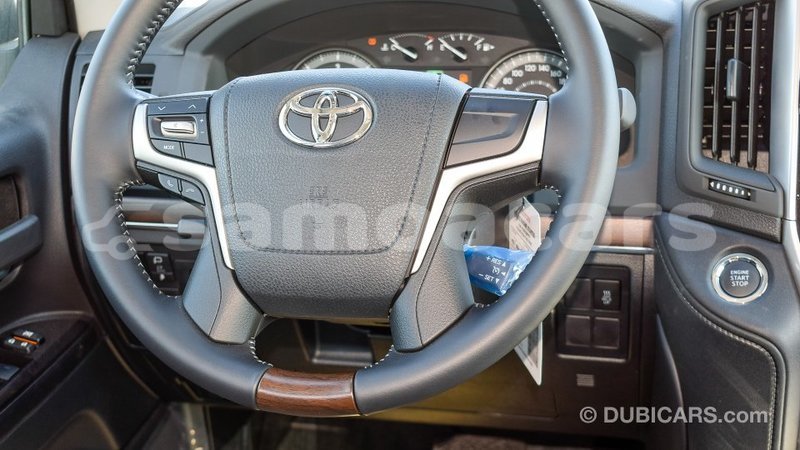 Big with watermark toyota land cruiser a'ana import dubai 3076