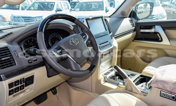 Buy Import Toyota Land Cruiser Black Car in Import - Dubai in A'ana Buy Import Toyota Land Cruiser Black Car in Import - Dubai in A'ana