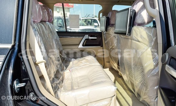 Buy Import Toyota Land Cruiser Black Car in Import - Dubai in A'ana Buy Import Toyota Land Cruiser Black Car in Import - Dubai in A'ana