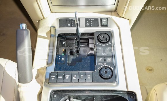 Buy Import Toyota Land Cruiser Black Car in Import - Dubai in A'ana Buy Import Toyota Land Cruiser Black Car in Import - Dubai in A'ana