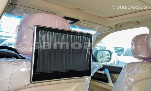 Buy Import Toyota Land Cruiser Black Car in Import - Dubai in A'ana Buy Import Toyota Land Cruiser Black Car in Import - Dubai in A'ana