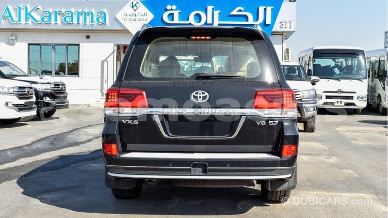 Big with watermark toyota land cruiser a'ana import dubai 3077