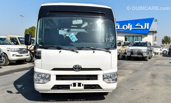 Acheter Import Voiture Toyota Coaster Blanc à Import - Dubai, A'ana Acheter Import Voiture Toyota Coaster Blanc à Import - Dubai, A'ana