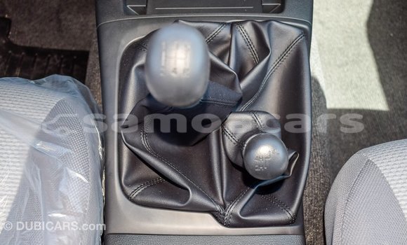 Acheter Import Voiture Mitsubishi L200 Blanc à Import - Dubai, A'ana Acheter Import Voiture Mitsubishi L200 Blanc à Import - Dubai, A'ana