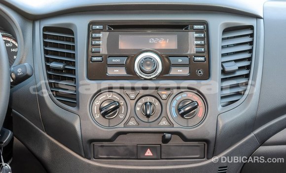 Acheter Import Voiture Mitsubishi L200 Blanc à Import - Dubai, A'ana Acheter Import Voiture Mitsubishi L200 Blanc à Import - Dubai, A'ana