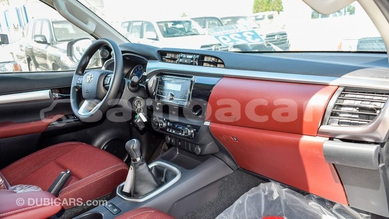 Big with watermark toyota hilux a'ana import dubai 3087