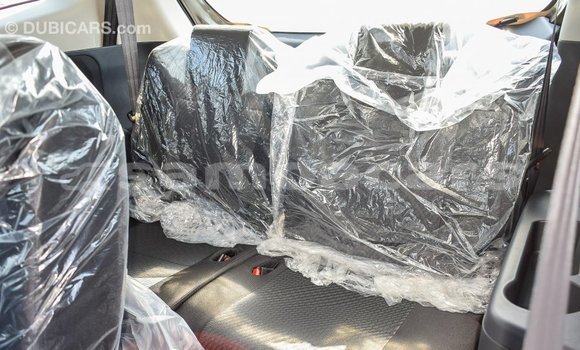 Acheter Import Voiture Toyota Rush Marron à Import - Dubai, A'ana Acheter Import Voiture Toyota Rush Marron à Import - Dubai, A'ana