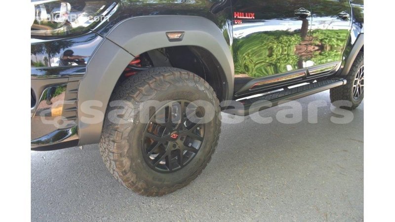 Big with watermark toyota hilux a'ana import dubai 3095