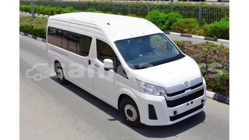 Big with watermark toyota hiace a'ana import dubai 3101