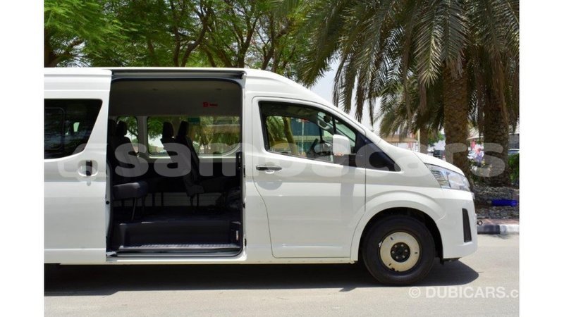 Big with watermark toyota hiace a'ana import dubai 3101