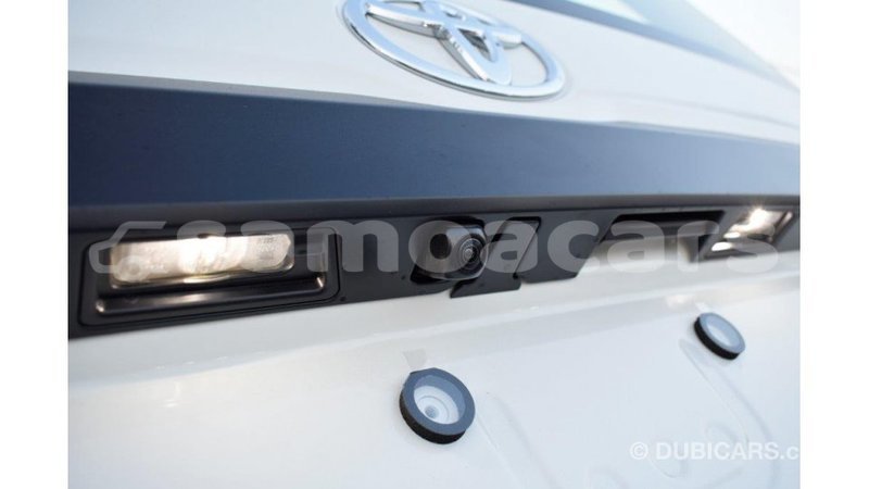Big with watermark toyota hiace a'ana import dubai 3101