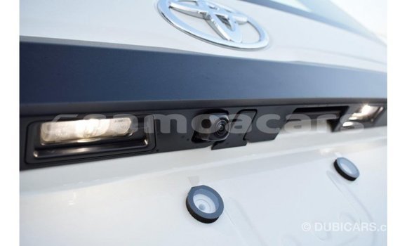 Buy Import Toyota Hiace White Car in Import - Dubai in A'ana Buy Import Toyota Hiace White Car in Import - Dubai in A'ana