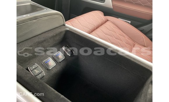 Buy Import Toyota Land Cruiser Black Car in Import - Dubai in A'ana Buy Import Toyota Land Cruiser Black Car in Import - Dubai in A'ana