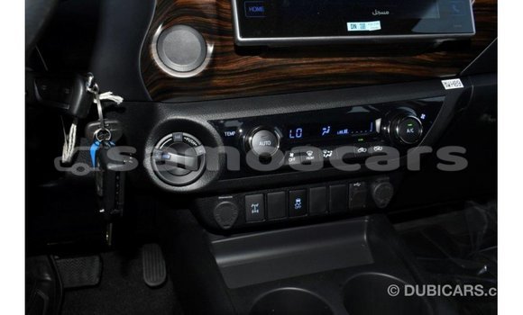 Acheter Import Voiture Toyota Hilux Autre à Import - Dubai, A'ana Acheter Import Voiture Toyota Hilux Autre à Import - Dubai, A'ana