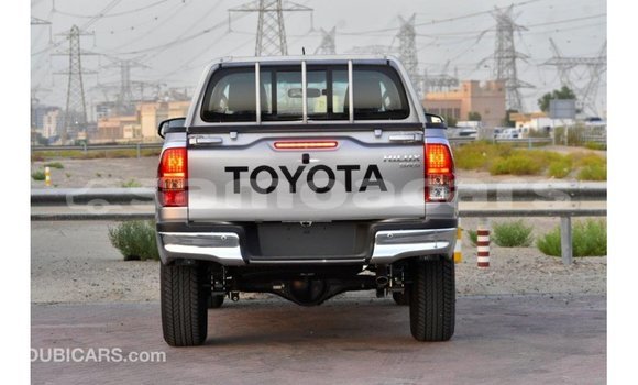 Acheter Import Voiture Toyota Hilux Autre à Import - Dubai, A'ana Acheter Import Voiture Toyota Hilux Autre à Import - Dubai, A'ana