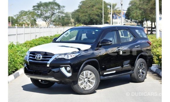 Buy Import Toyota Fortuner Black Car in Import - Dubai in A'ana Buy Import Toyota Fortuner Black Car in Import - Dubai in A'ana