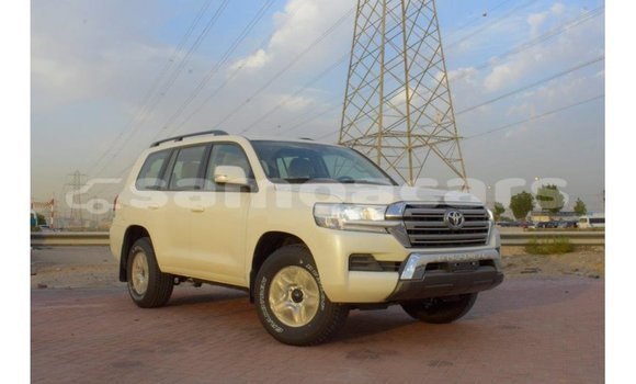 Buy Import Toyota Land Cruiser White Car in Import - Dubai in A'ana Buy Import Toyota Land Cruiser White Car in Import - Dubai in A'ana