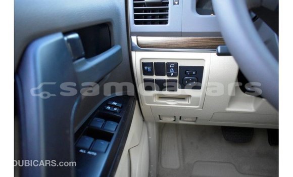 Buy Import Toyota Land Cruiser White Car in Import - Dubai in A'ana Buy Import Toyota Land Cruiser White Car in Import - Dubai in A'ana