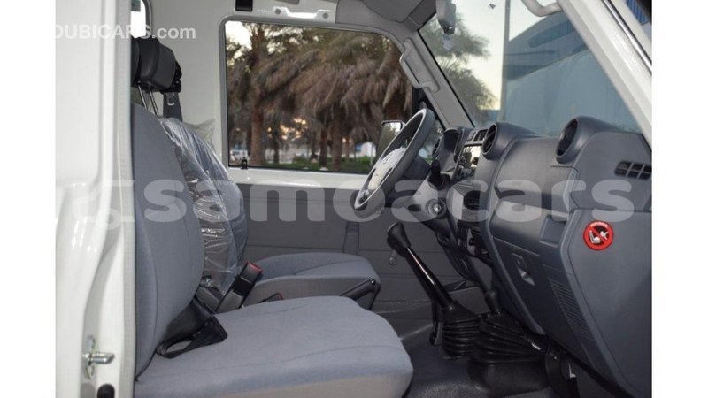 Big with watermark toyota land cruiser a'ana import dubai 3130