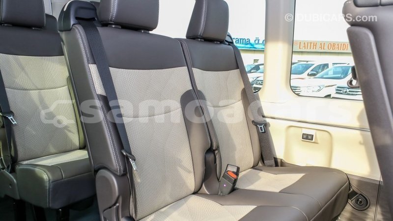 Big with watermark toyota hiace a'ana import dubai 3133