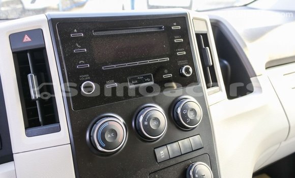 Buy Import Toyota Hiace White Car in Import - Dubai in A'ana Buy Import Toyota Hiace White Car in Import - Dubai in A'ana